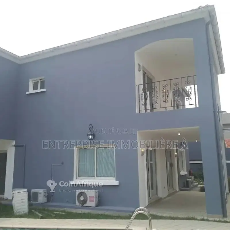 Location villa 10 pièces - Pointe-Noire