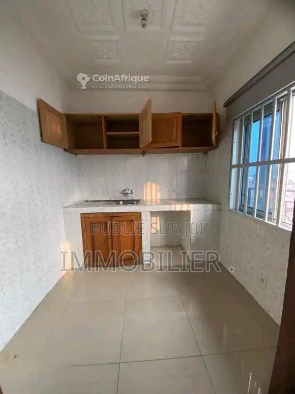Location appartement 3 pièces - Brazzaville