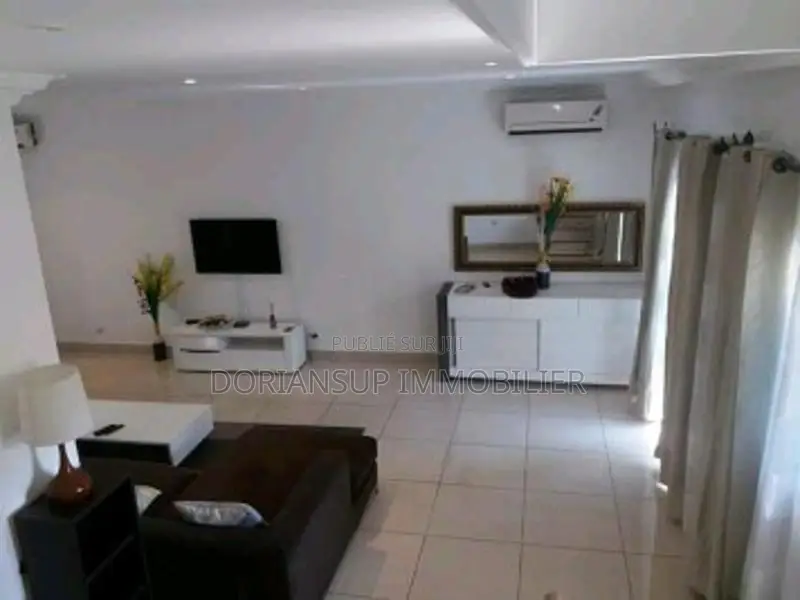 Location appartement 4 piéces - Tchikobo