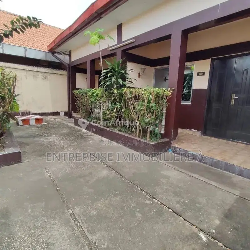 Vente Hôtel - Pointe-Noire