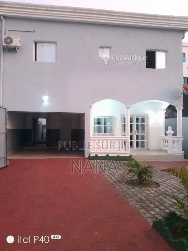 Location villa 4 pièces - Centre Ville