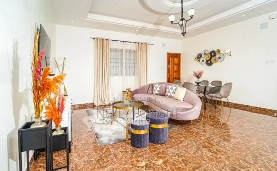 Location appartement meublé 03 pièces - Brazzaville