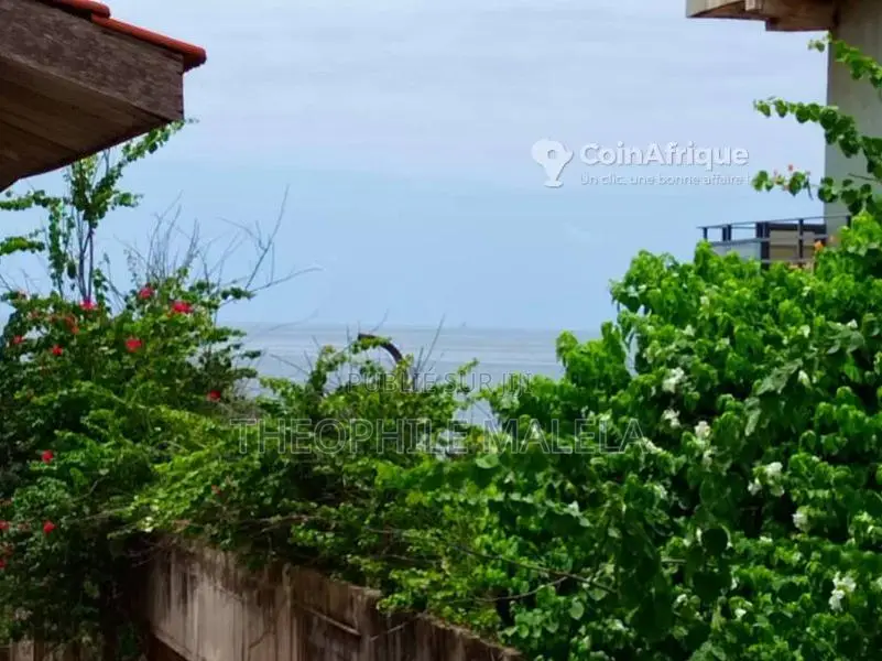 Vente villa à avec vue sur mer Pointe-Noire