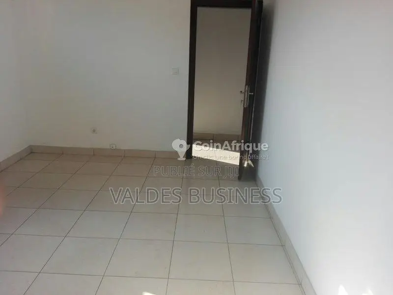 Location appartement 3 pièces - Congo