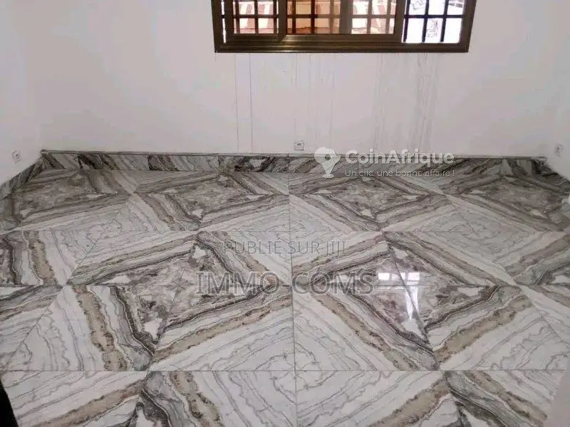 Location studio - Moungali