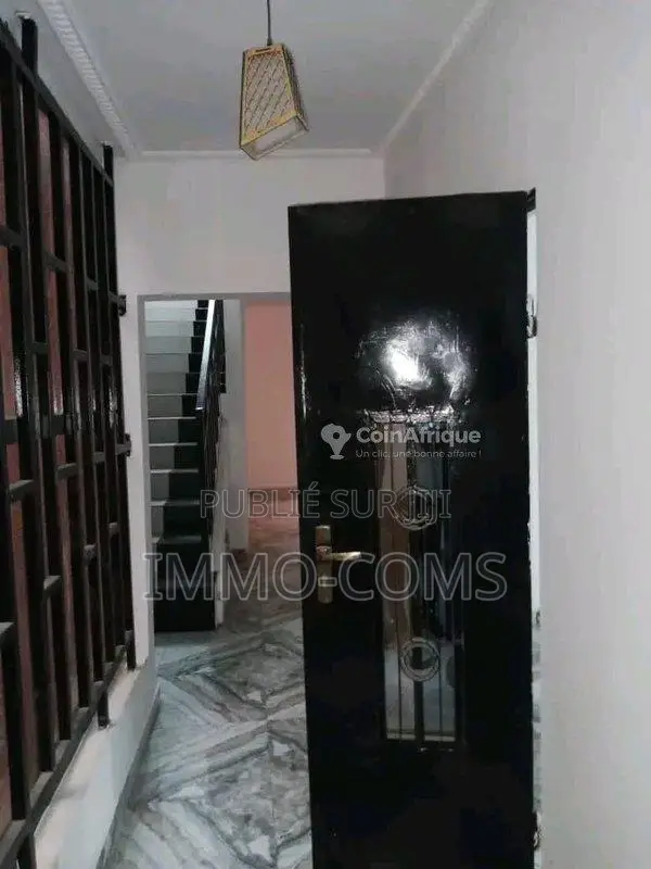 Location studio - Moungali