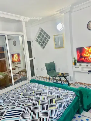 Locaton studio meuble-Pointe Noire