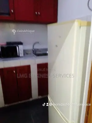 Location studio meublé  saisonnière  -  Mougali secteur rue l'ennine