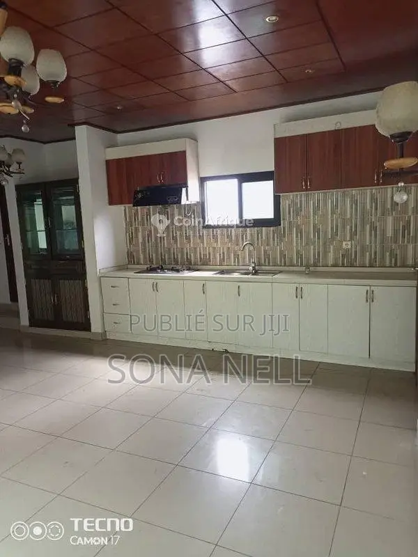 Location appartement meublé - Poite Noir