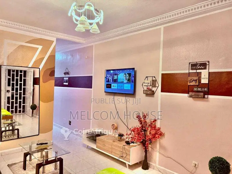 Location studio meublé - Tchimbamba