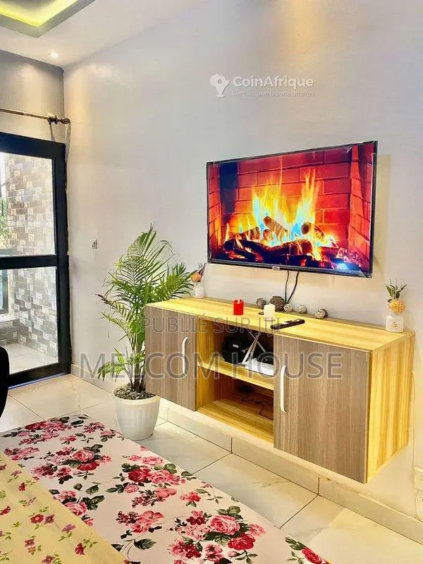 Location studio meublé - Mpita