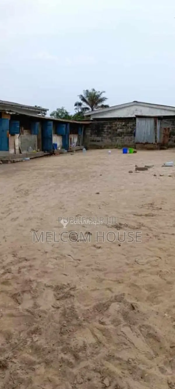 Terrain 400 m² - Siafoumou