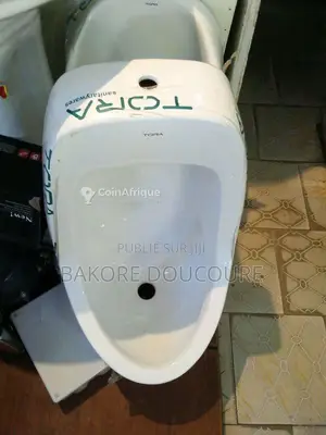 Photo - Lavabo à vendre - Modèle Bacongo en bon état