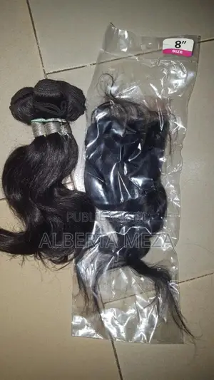 Photo - Mèche cheveux naturelle de qualité - Taille 12 avec closure