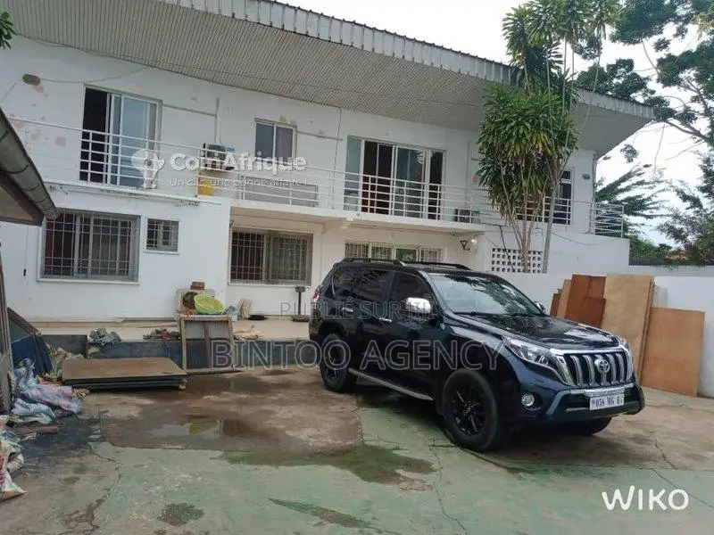 Vente appartements 8 pièces - Pointe-noire