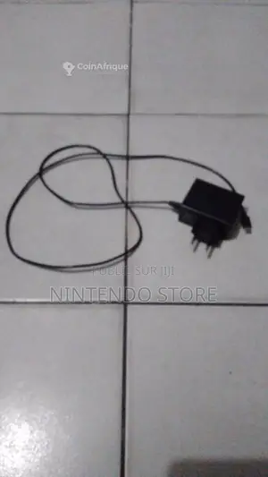 Photo - Chargeur officiel Nintendo Switch - Adaptateur secteur original