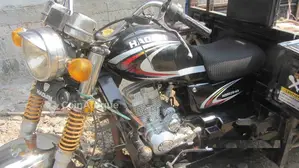 Photo - Moto Kavaki 150cc - Février 2019 - Peu kilométrée