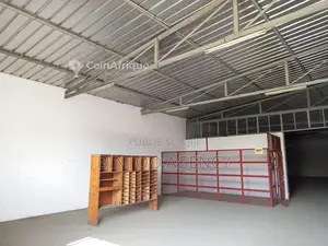 Location complexe de bureaux 22 pièces - Pointe-noire