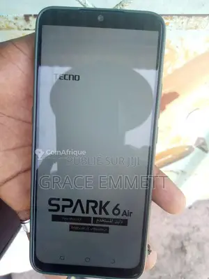 Photo - Smartphone Tecno Spark 6 Air très bon état