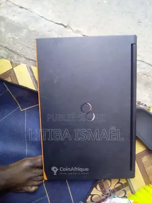 Photo - Ordinateur portable avec petit problème de clavier