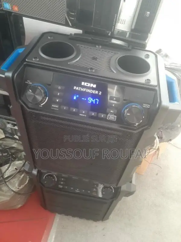 Enceinte Bluetooth portable multifonction intérieur/extérieur