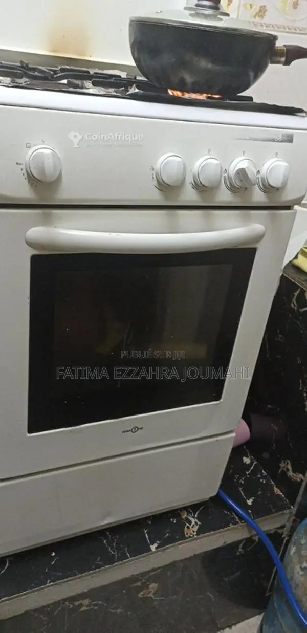 Cuisinière à gaz avec four - Appareil de cuisson complet