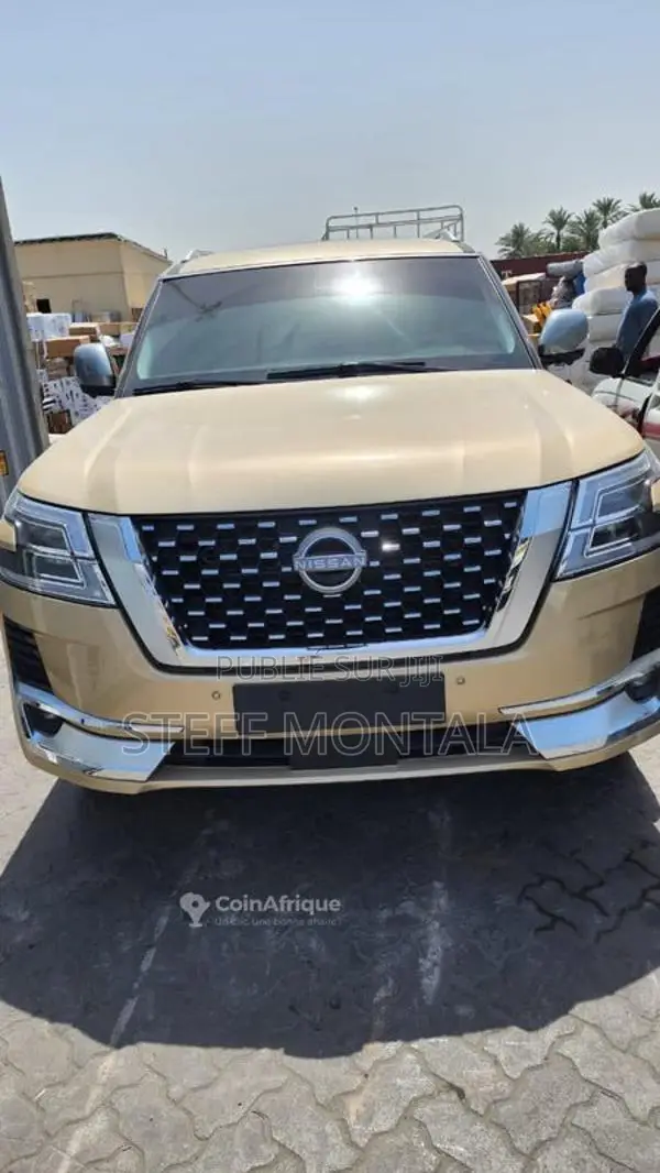 Nissan Platina 2017 - Berline élégante et bien entretenue