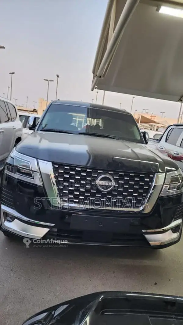 Nissan Platina 2017 - Berline élégante et bien entretenue