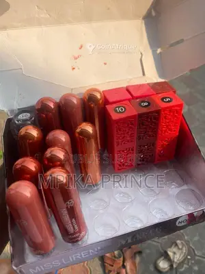 Rouge à lèvres hydratant longue tenue haute pigmentation