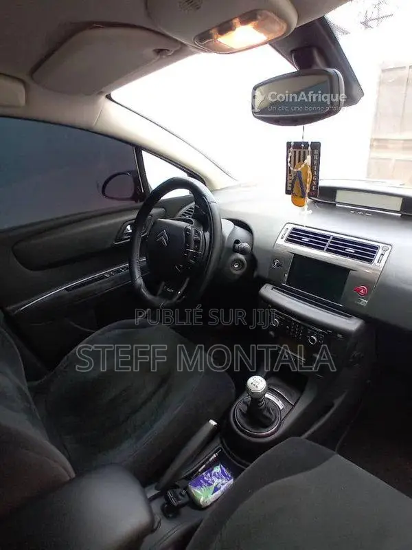 Citroën C4 2004 - Berline française essence, full options