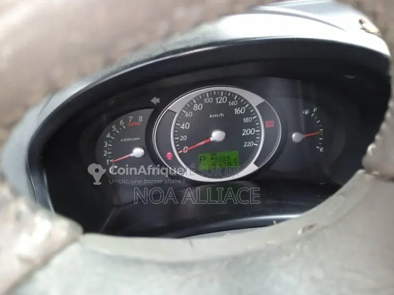 Hyundai Excel 2015 - Berline automatique essence