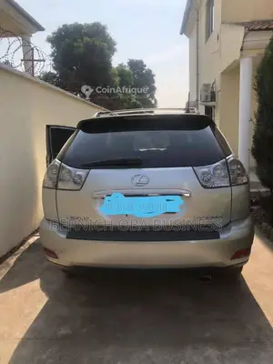 Lexus RX 350 2010 - SUV de luxe, boîte automatique, cuir