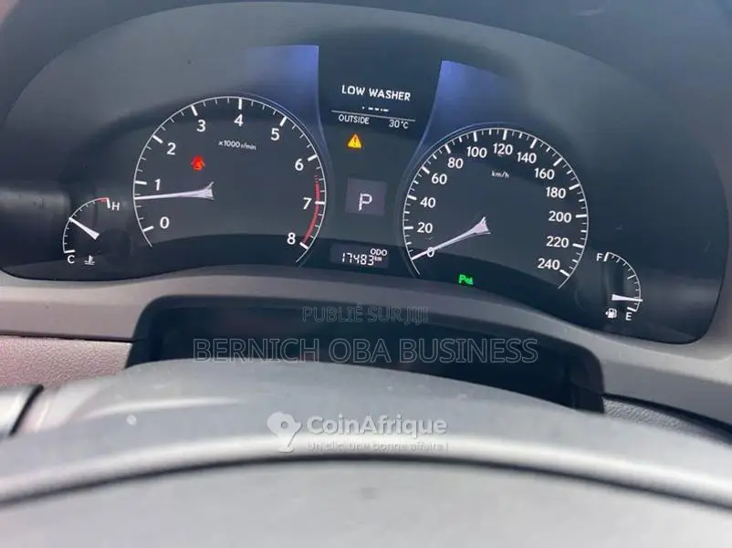 SUV hybride Lexus NX 300h 2021 - Luxe et économie