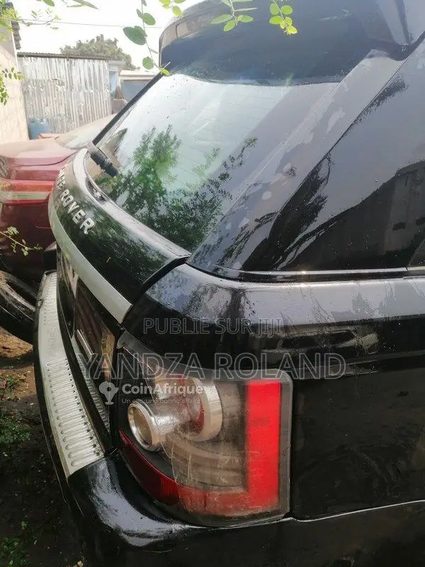 Range Rover 2010 - SUV luxueux en excellent état