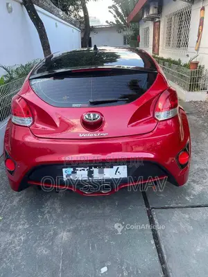 Hyundai Veloster 2012 - Sportive compacte full équipée