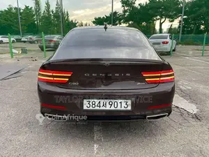 Hyundai Genesis 2023 - Berline de luxe neuve, essence automatique