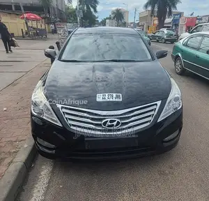 Photo - Hyundai Grandeur 2012 - Berline élégante et fiable