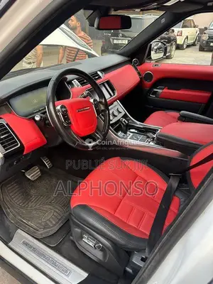 Photo - Range Rover 2019 - SUV haut de gamme en parfait état