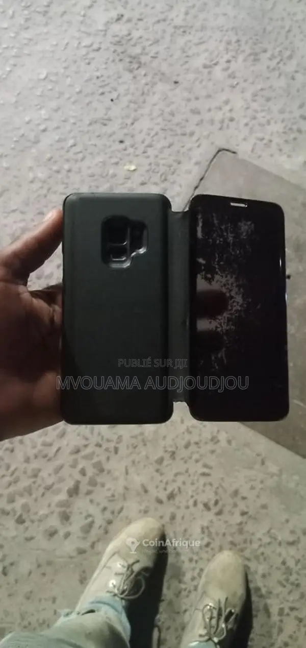 Samsung Galaxy S9 64Go - Écran légèrement fissuré