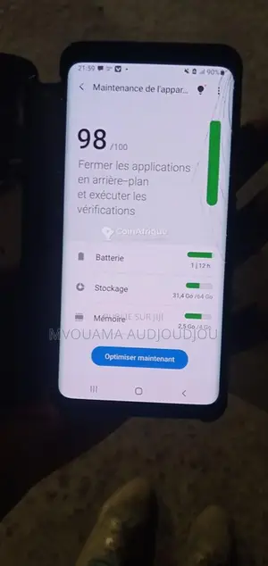 Samsung Galaxy S9 64Go - Écran légèrement fissuré