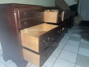 Commode vintage Drexel Heritage 7 tiroirs marron