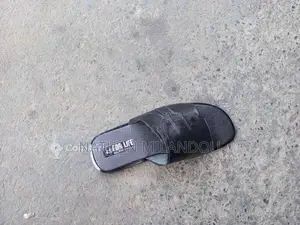 Sandales artisanales en cuir véritable - Fabrication sénégalaise