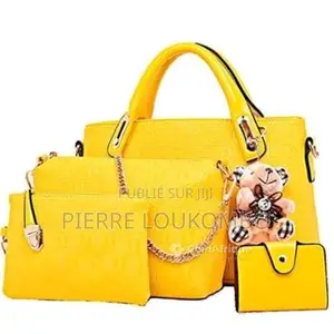 Photo - Élégant sac à main noir, design moderne et pratique