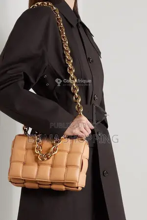 Élégant sac à main de luxe - Design raffiné