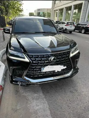 Lexus LX 570 SUV luxueux - Essence - Faible kilométrage