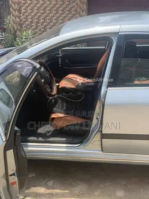 Peugeot 607 berline élégante - Occasion essence manuelle