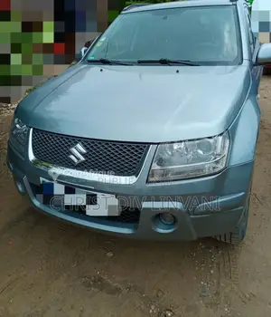 Photo - SUV Suzuki Grand Vitara 2008 - Automatique & Essence
