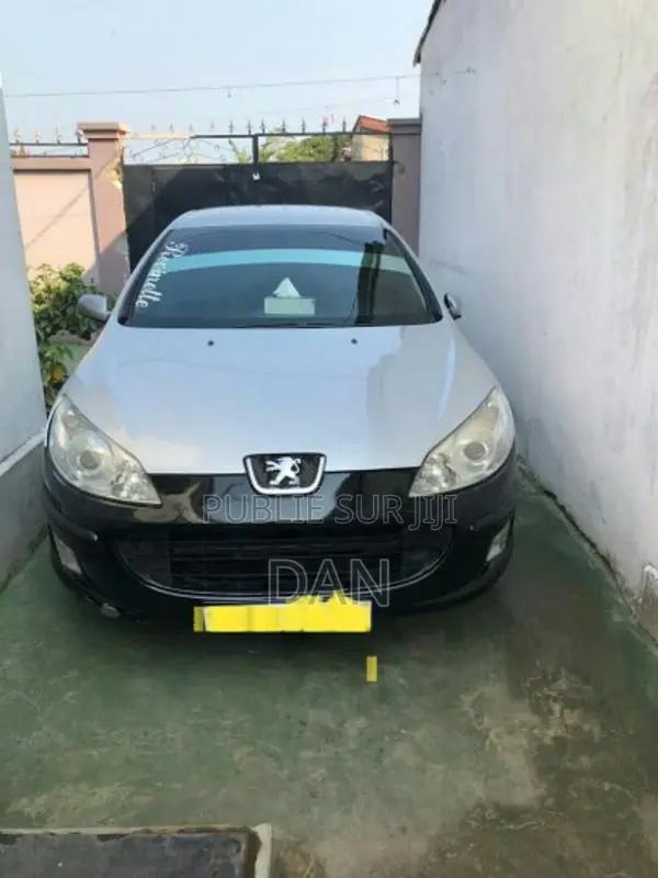 Peugeot 405 berline diesel - Modèle 2004 en bon état