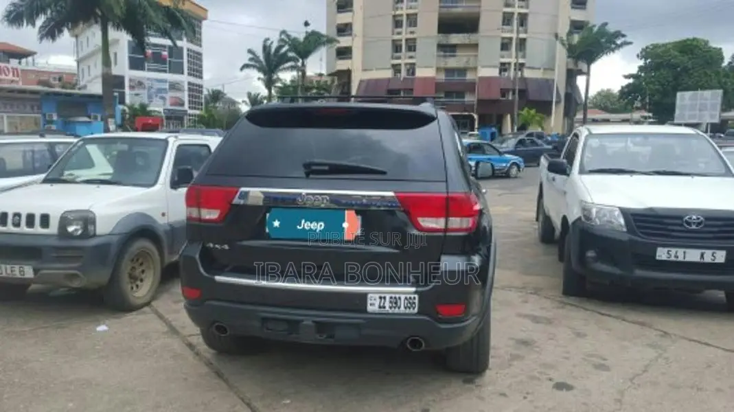 Jeep Grand Cherokee 2011 V8 - SUV luxueux et puissant