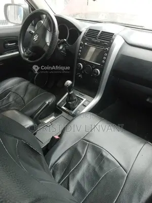 SUV Suzuki Grand Vitara 2008 - Bon état, 4x4 manuel